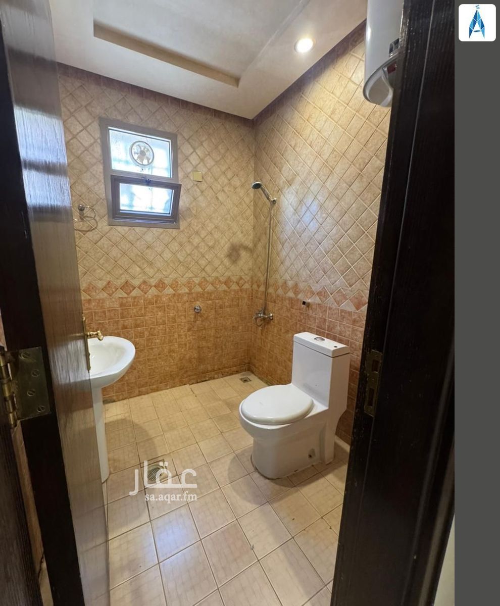5 bedroom villa in Al Sahafah, Riyadh 22