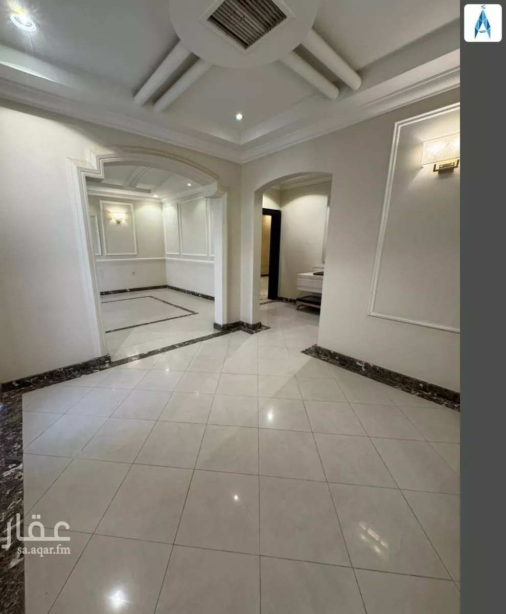 5 bedroom villa in Al Sahafah 2