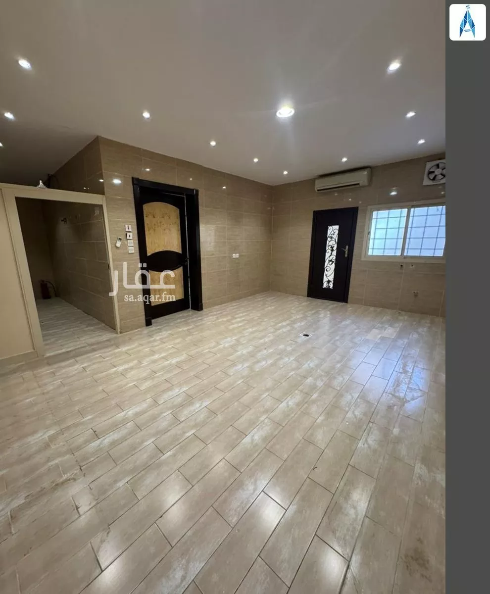 5 bedroom villa in Al Sahafah 14