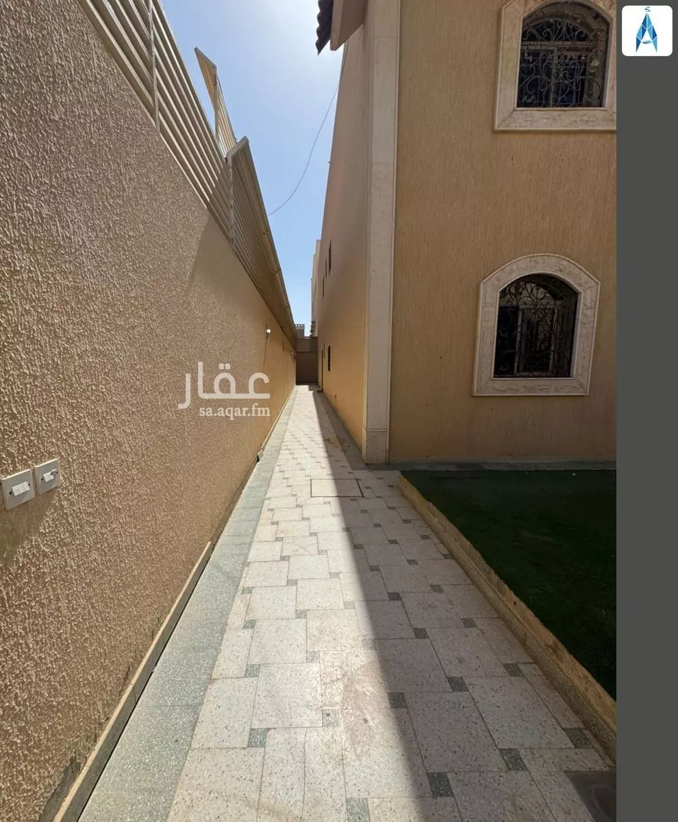 5 bedroom villa in Al Sahafah 4