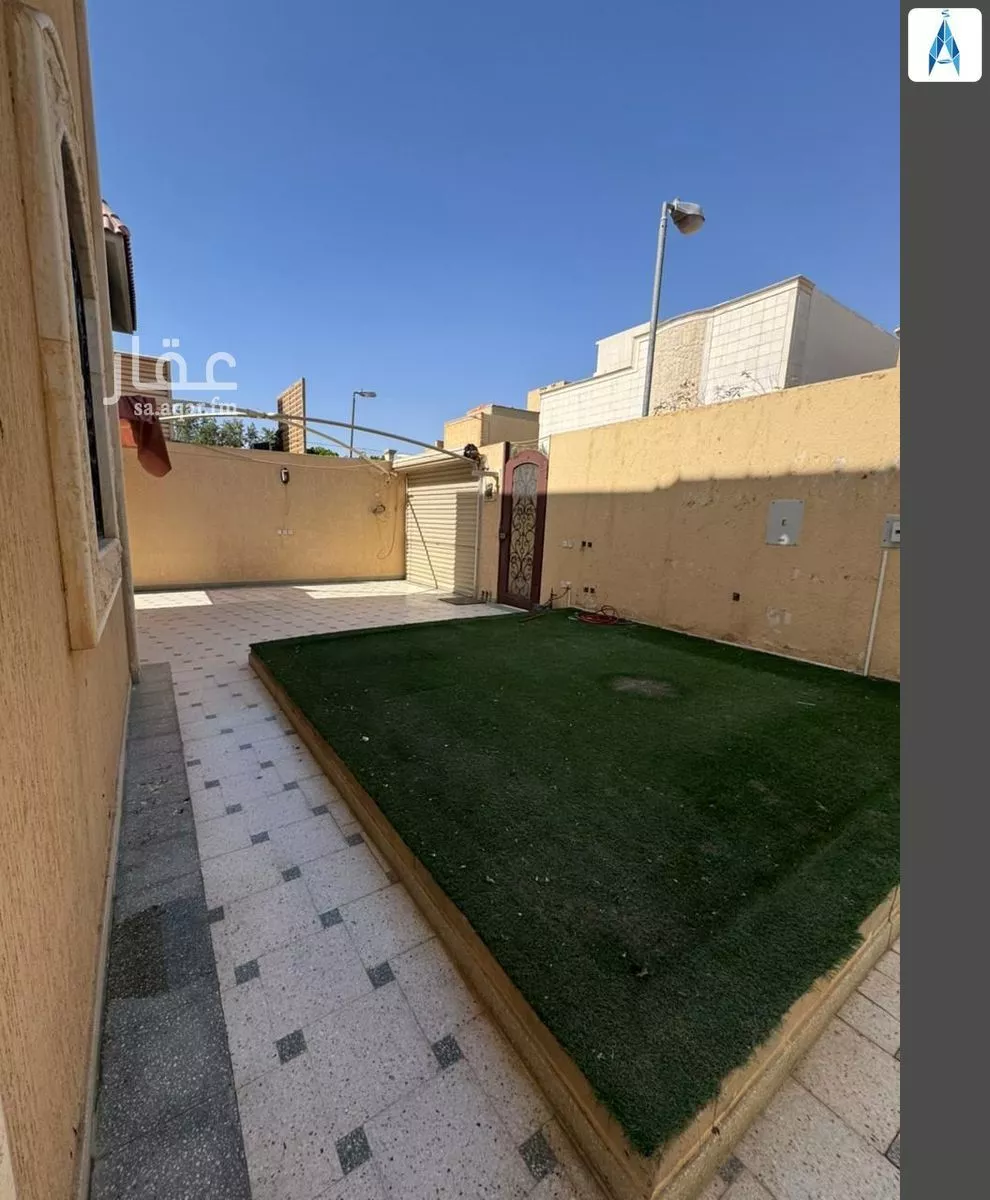 5 bedroom villa in Al Sahafah 6