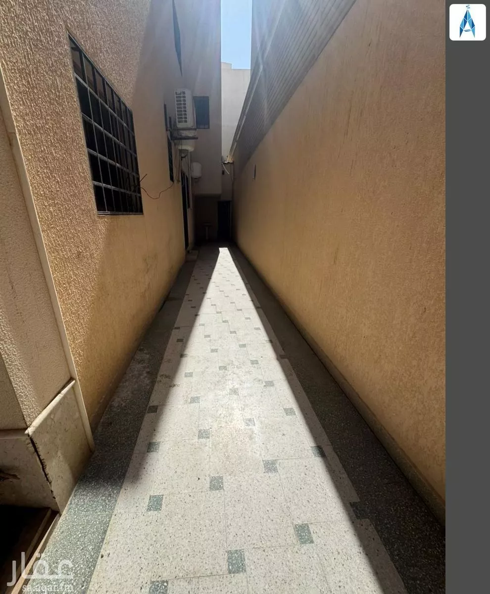 5 bedroom villa in Al Sahafah 8