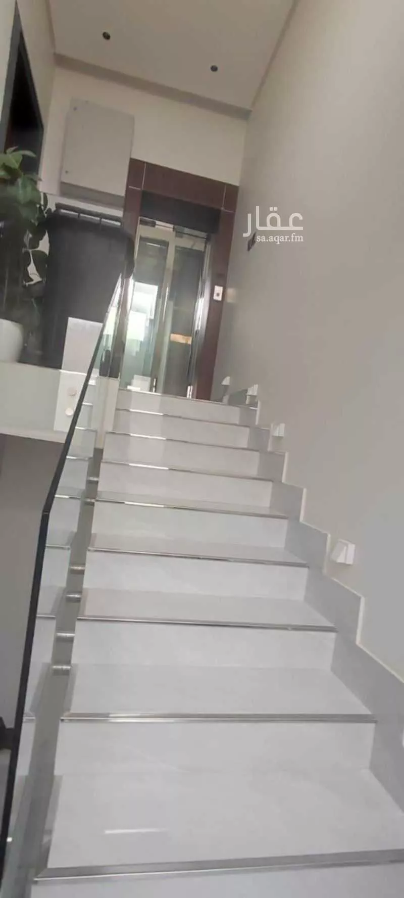 9 bedroom villa in Al Nuzhah 3