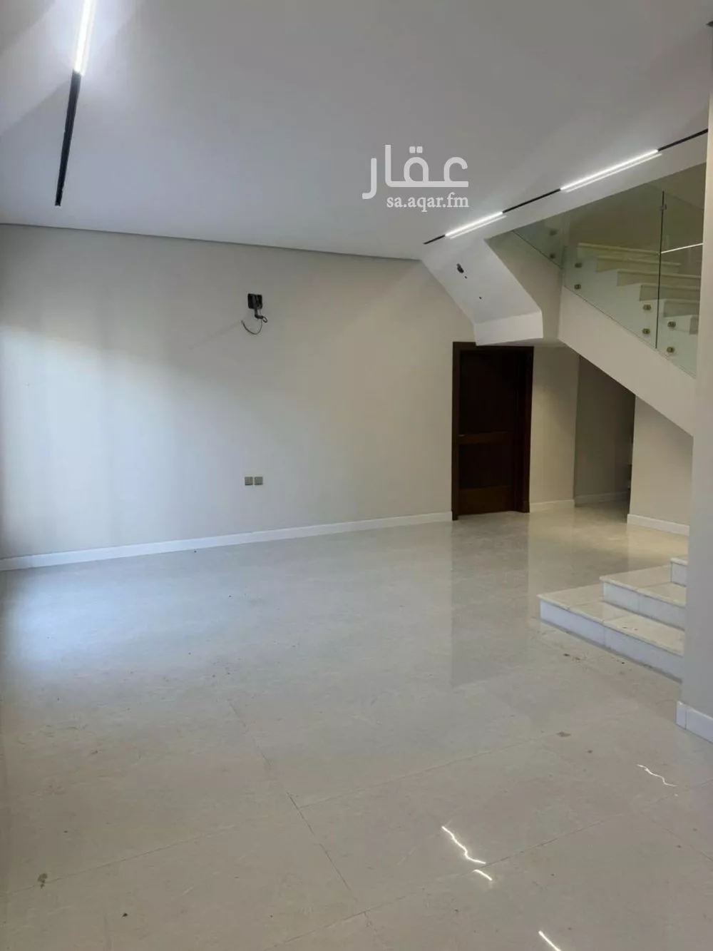 5 bedroom villa in Dahiat Namar 2
