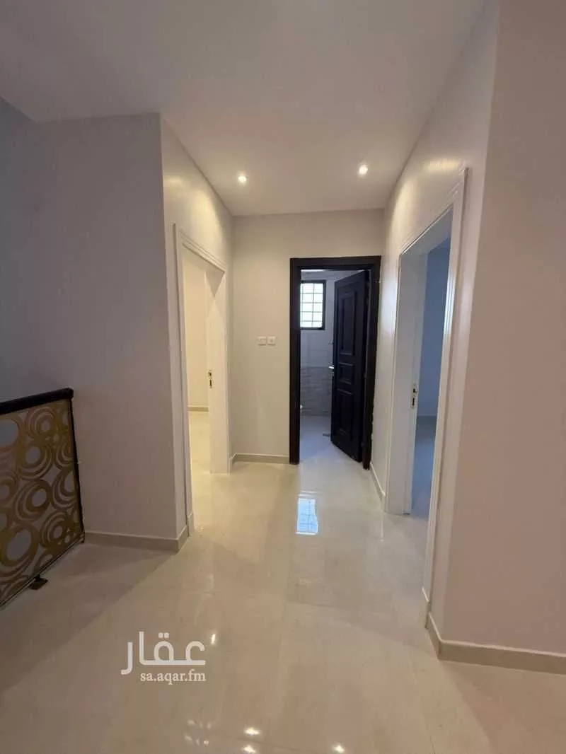 8 bedroom villa in Al Aridh 2
