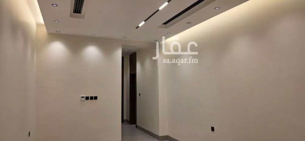 فيلا 7 غرف في النرجس 8