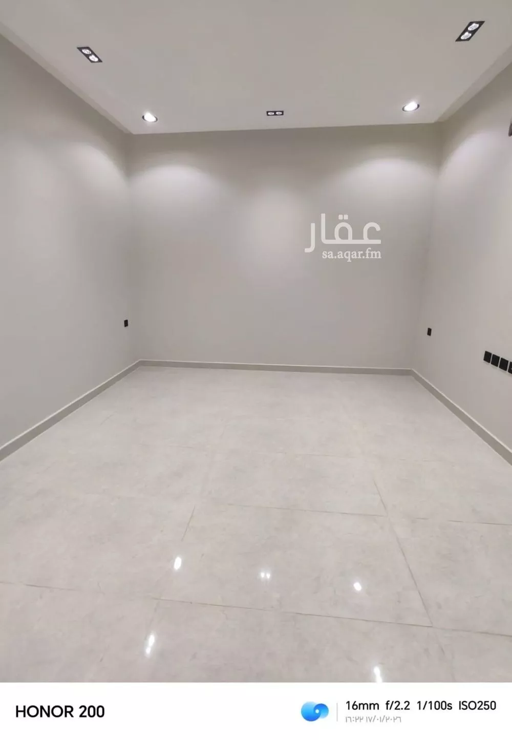 فيلا 5 غرف في العريجاء الغربية 17