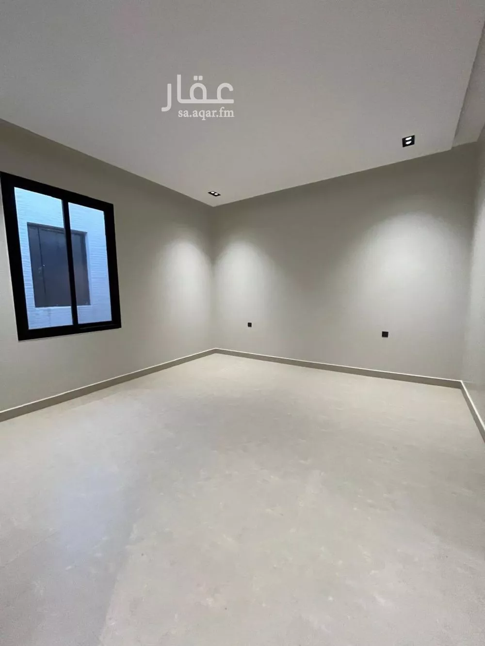 فيلا 4 غرف في الرمال 20