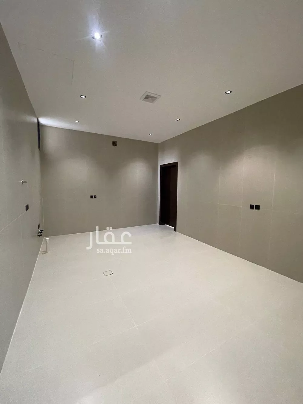 فيلا 4 غرف في الرمال 11
