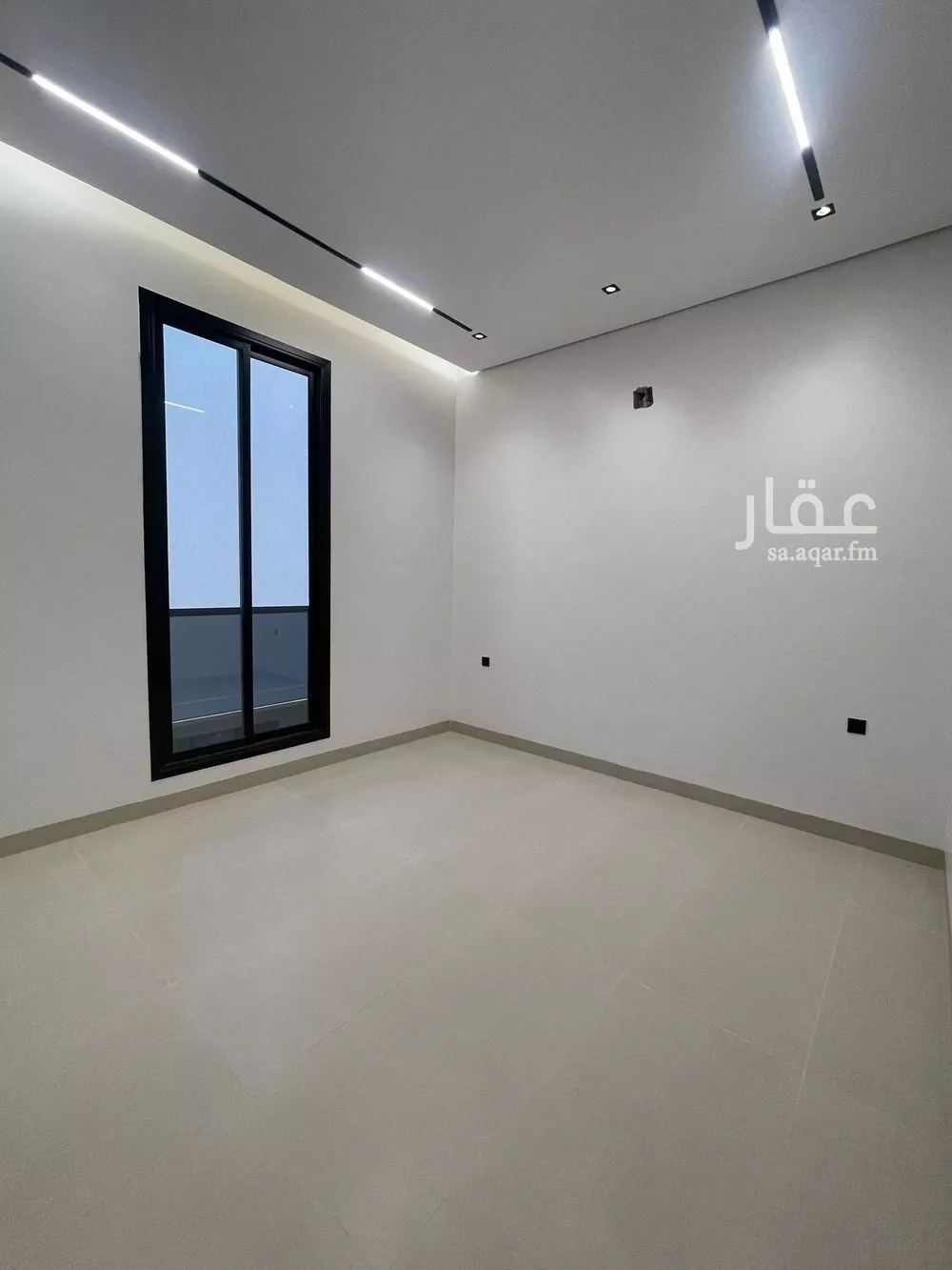 فيلا 4 غرف في الرمال 13