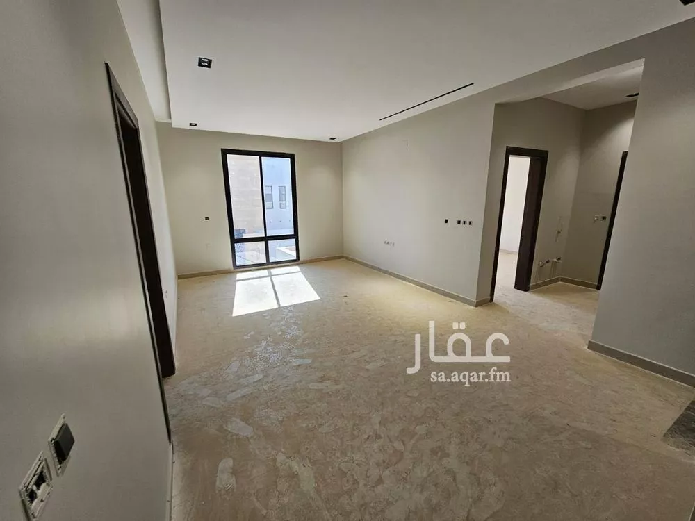 فيلا 5 غرف في الرمال 6