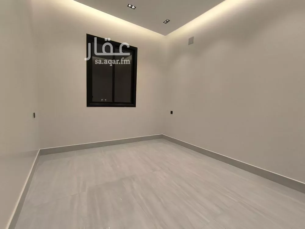 4 bedroom villa in Al Rimal 11