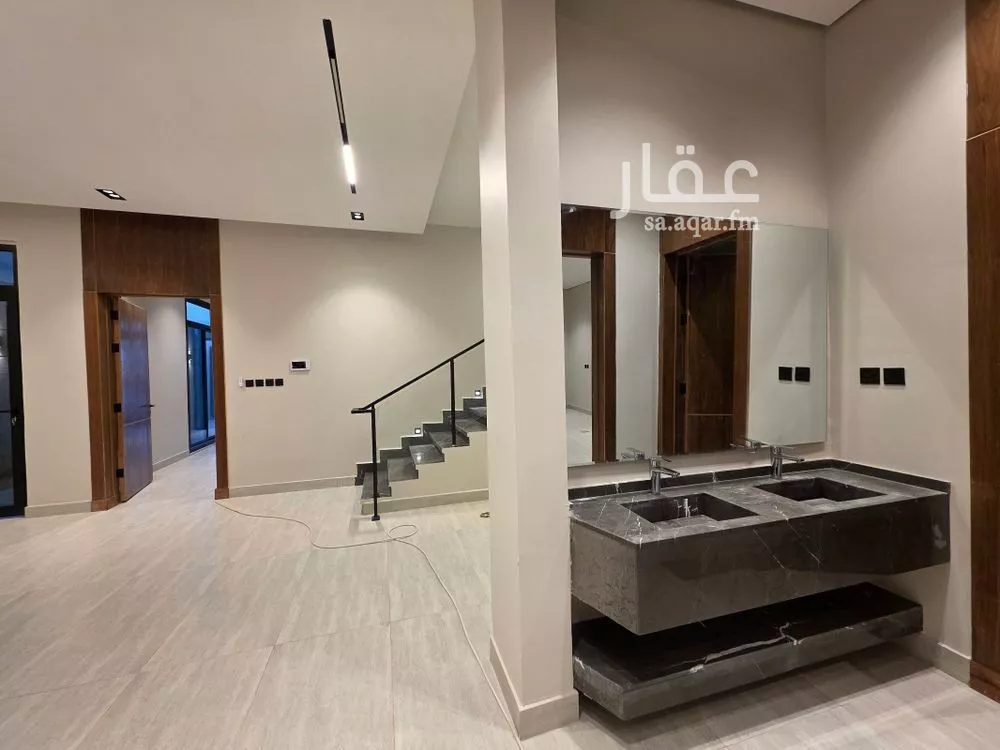 5 bedroom villa in Al Rimal 14