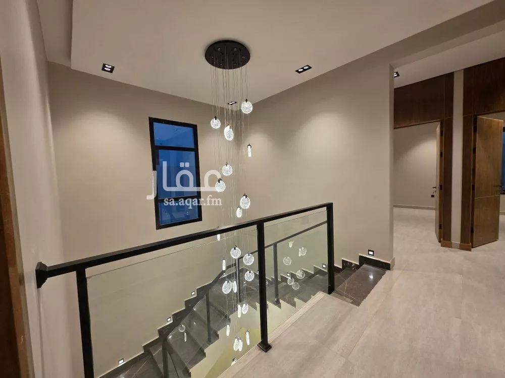 5 bedroom villa in Al Rimal 5