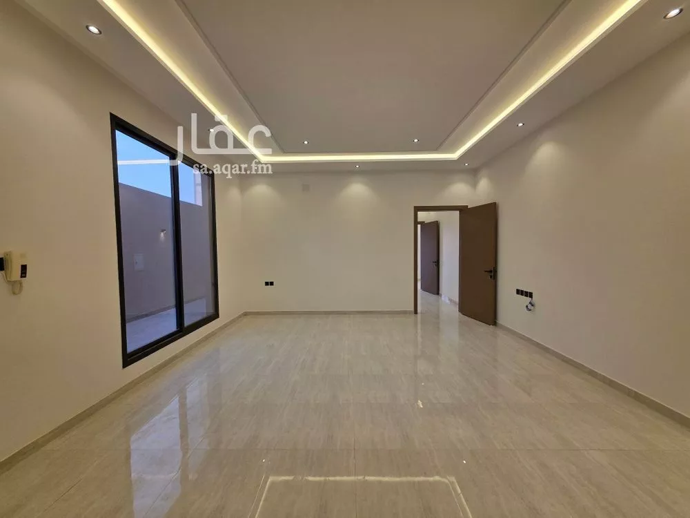 5 bedroom villa in Al Rimal 18