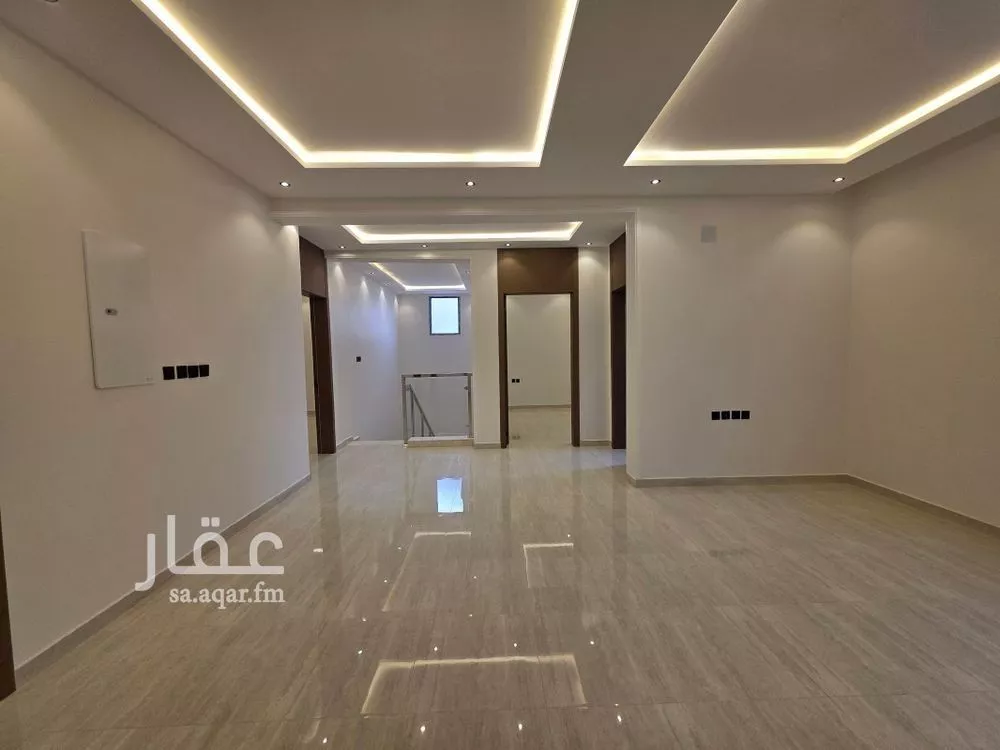 5 bedroom villa in Al Rimal 8