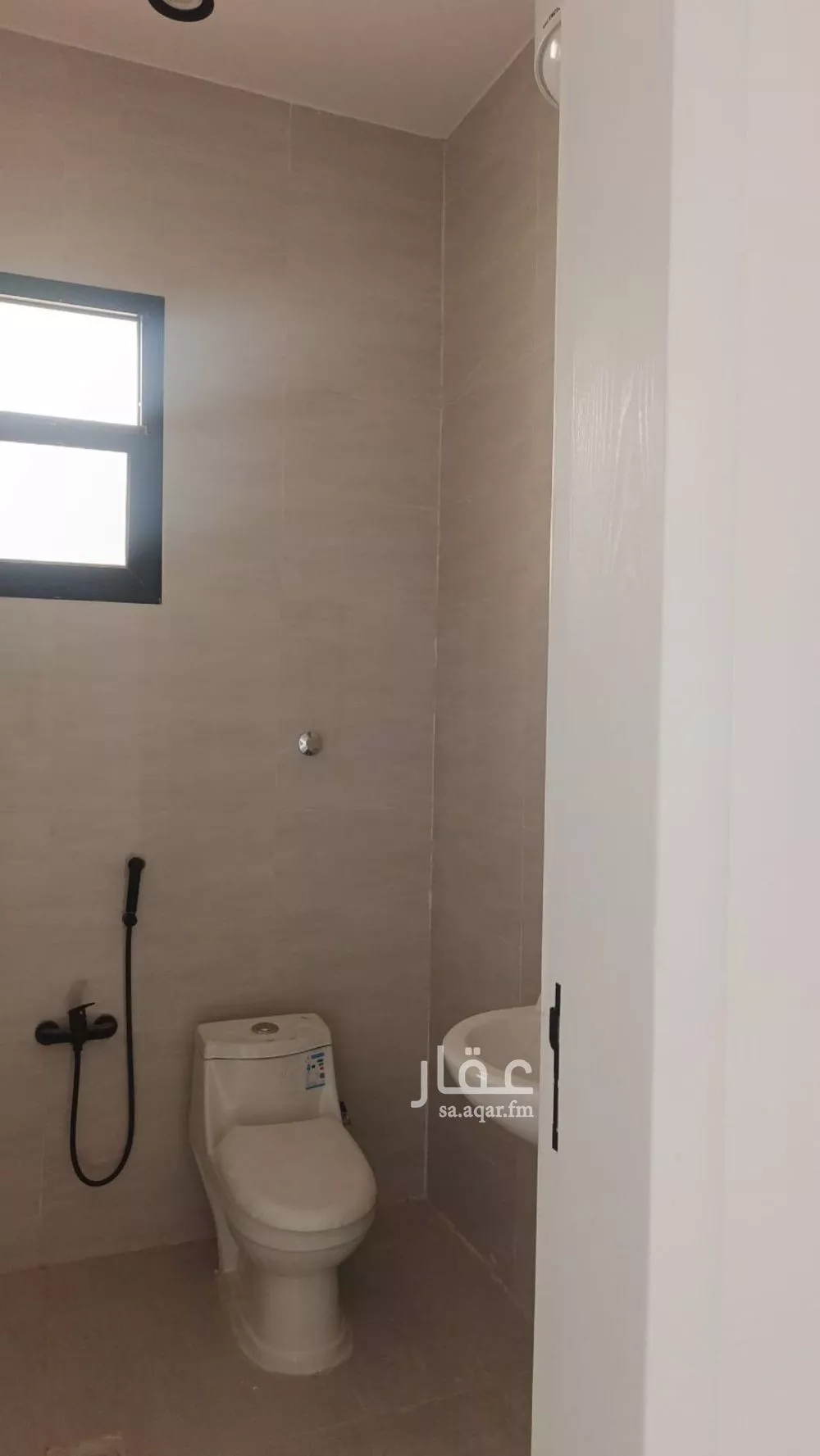 فيلا 7 غرف في الجنادرية 6