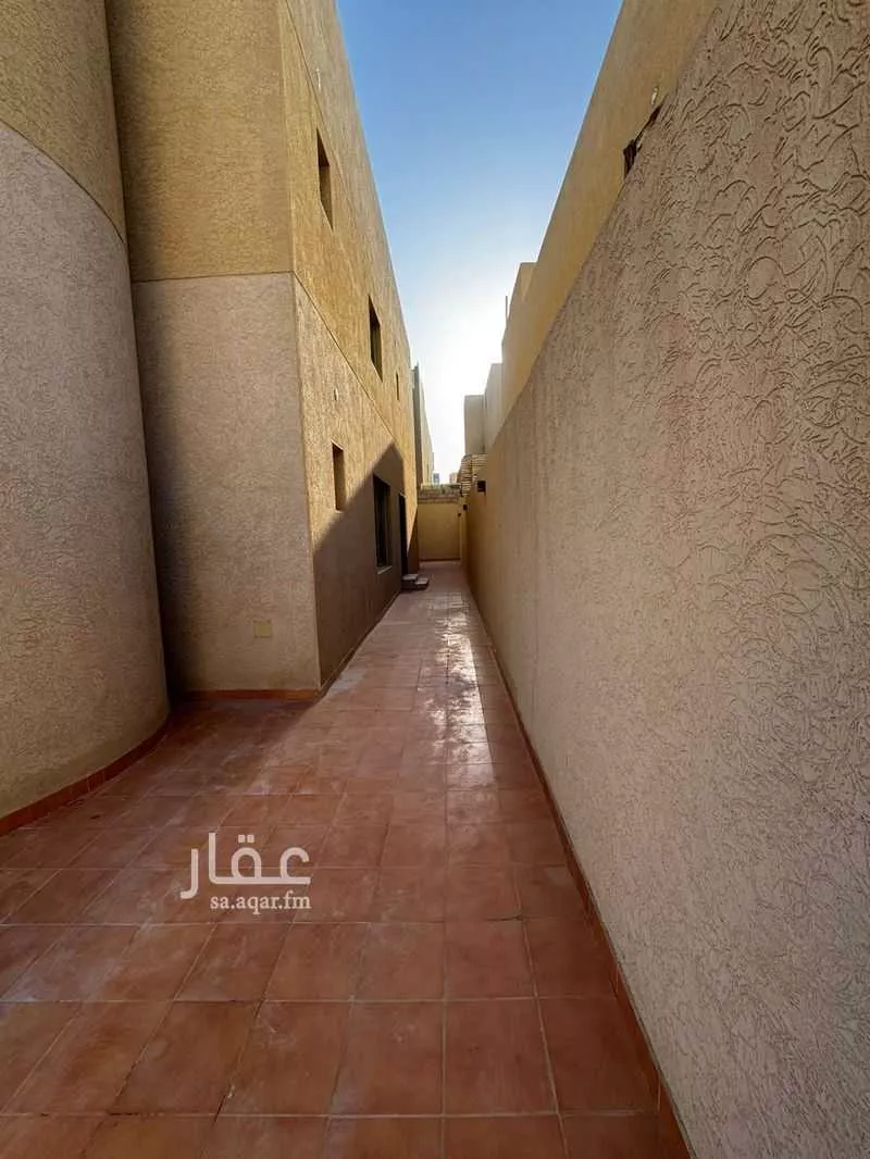 6 bedroom villa in Al Sahafah, Riyadh 3