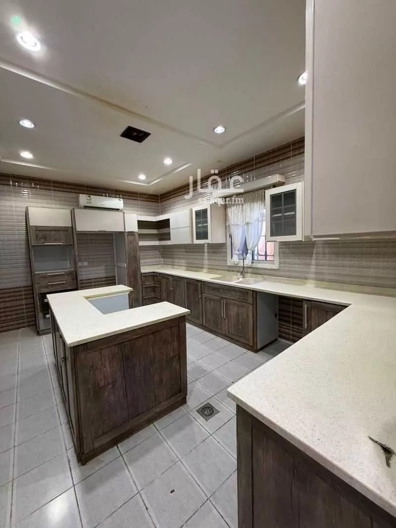 4 bedroom villa in Dhahrat Laban, Riyadh 4