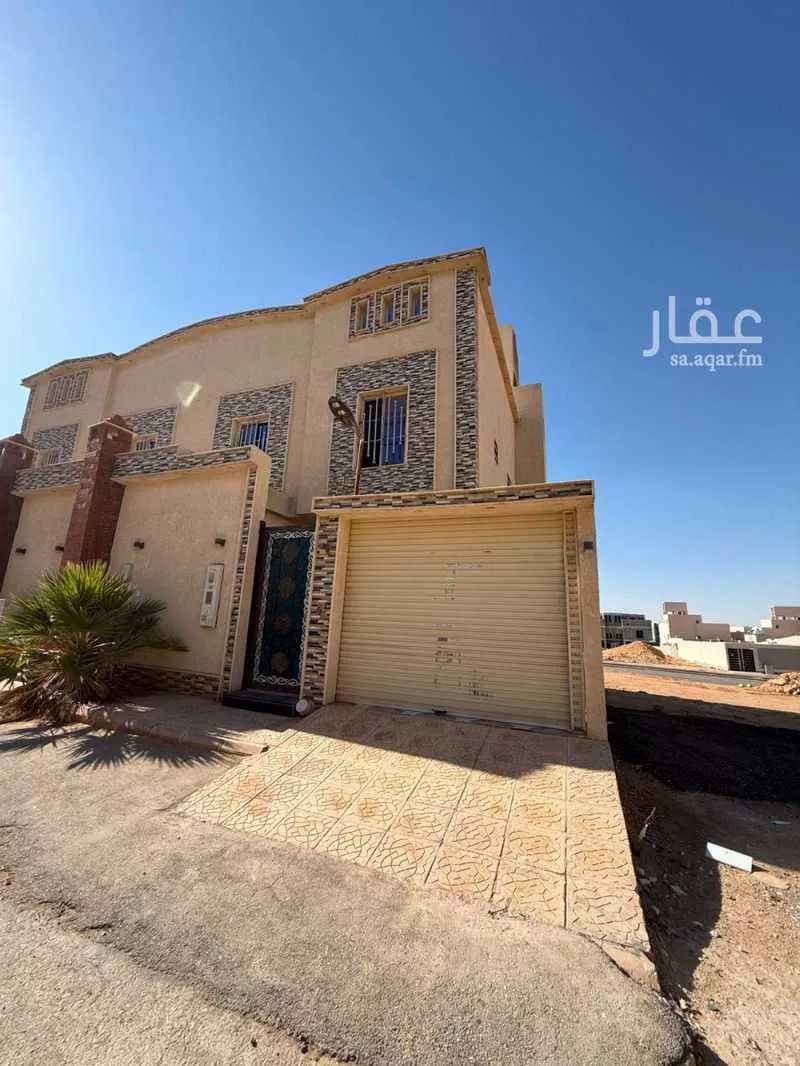 4 bedroom villa in Dhahrat Laban, Riyadh 5