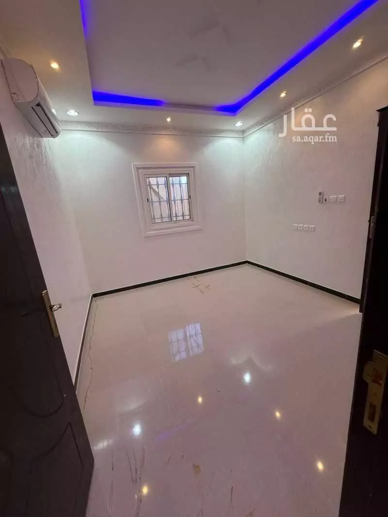 4 bedroom villa in Dhahrat Laban, Riyadh 7