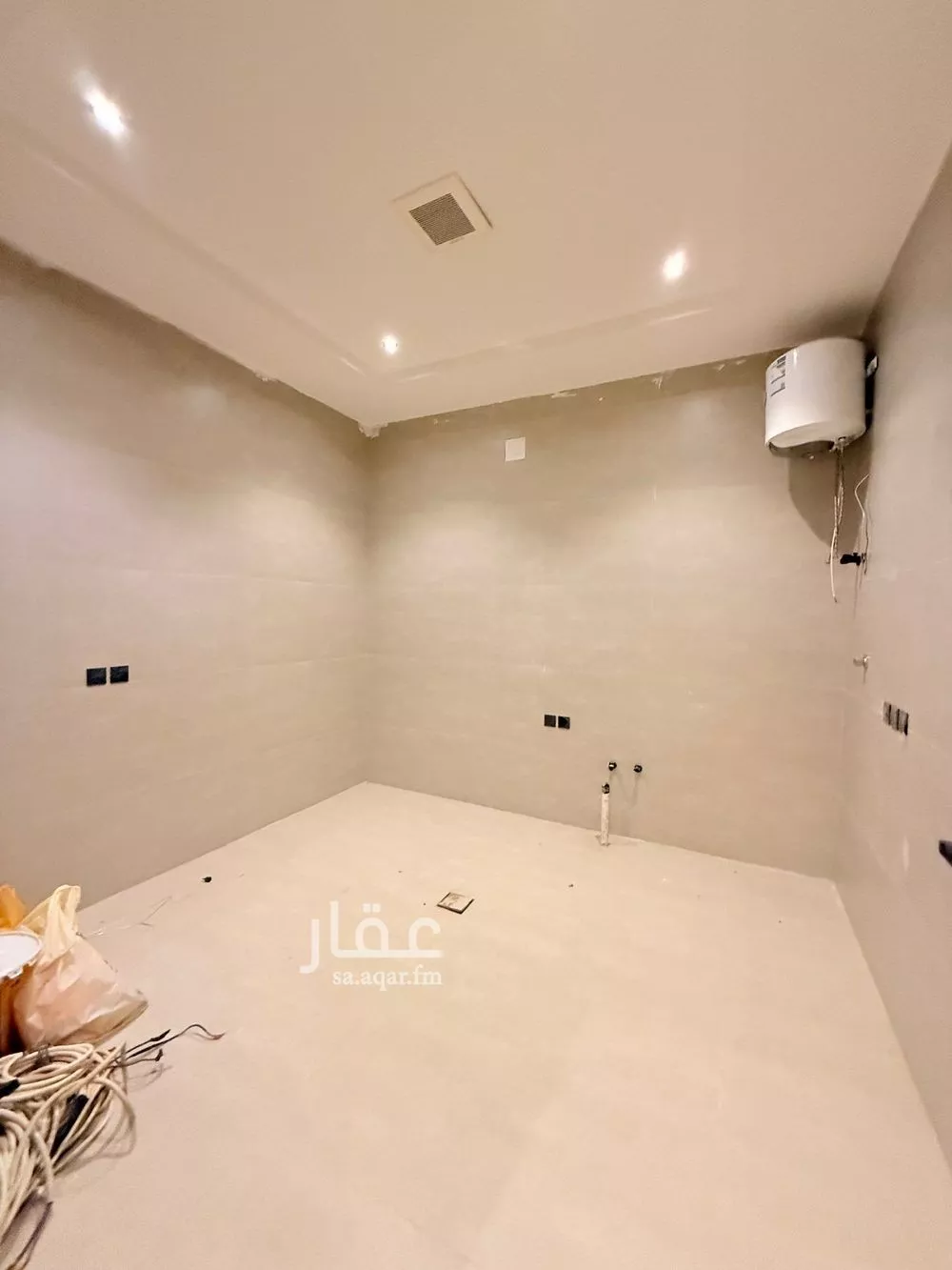 5 bedroom villa in Okaz 8