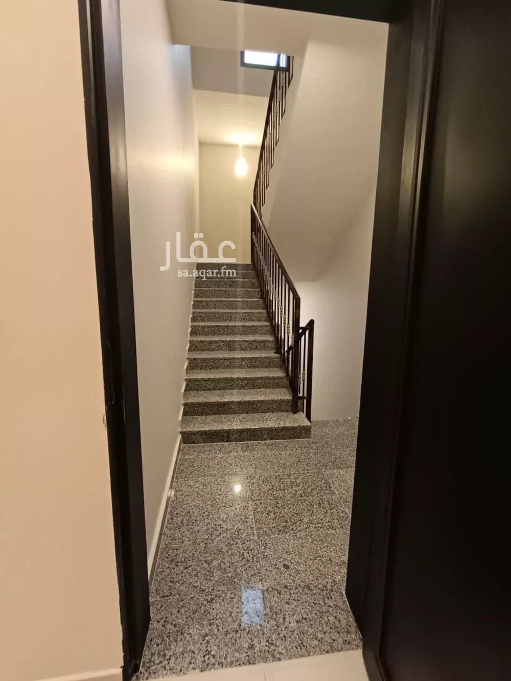 فيلا 7 غرف في ظهرة نمار 20