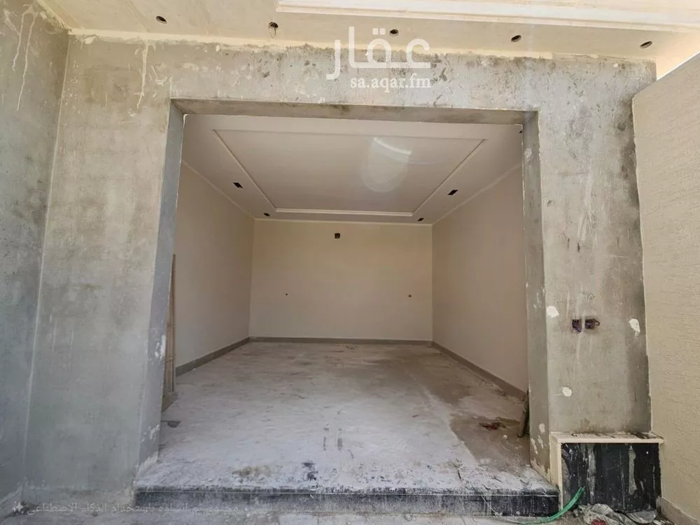 5 bedroom villa in Al Rimal 17