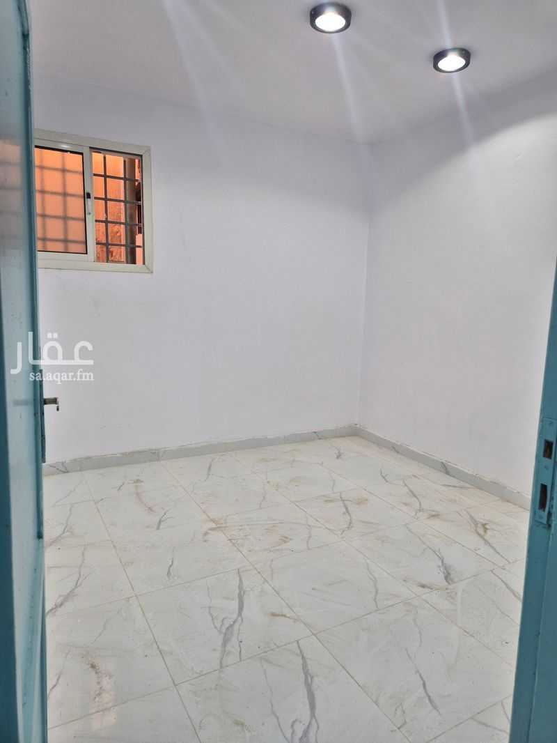 1 bedroom building in Ghubairah, Riyadh 7