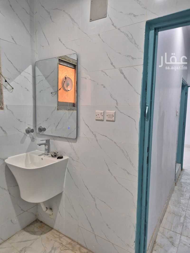 1 bedroom building in Ghubairah, Riyadh 8