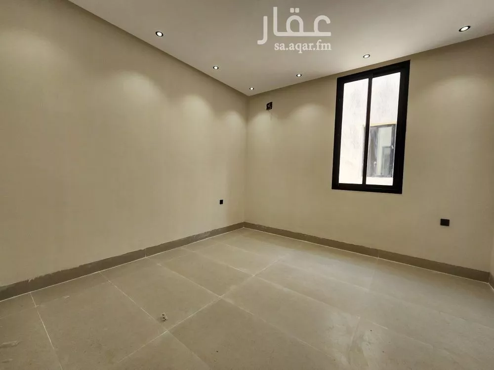 شقة 7 غرف في عكاظ 13