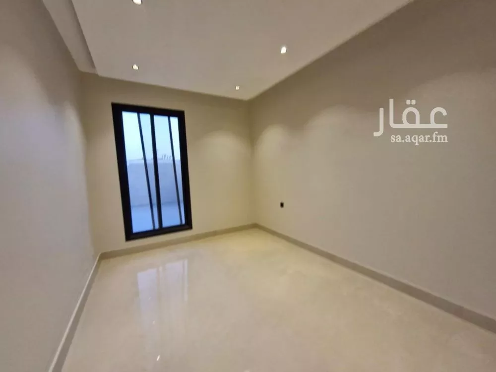 فيلا 5 غرف في النرجس 15