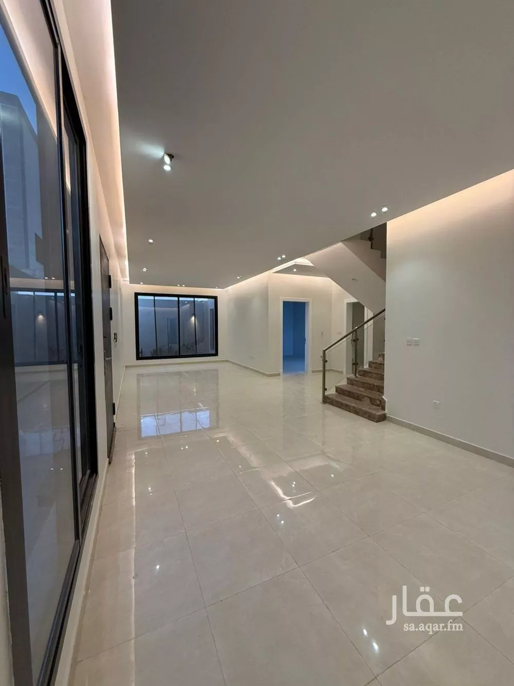 6 bedroom villa in Al Aridh 5