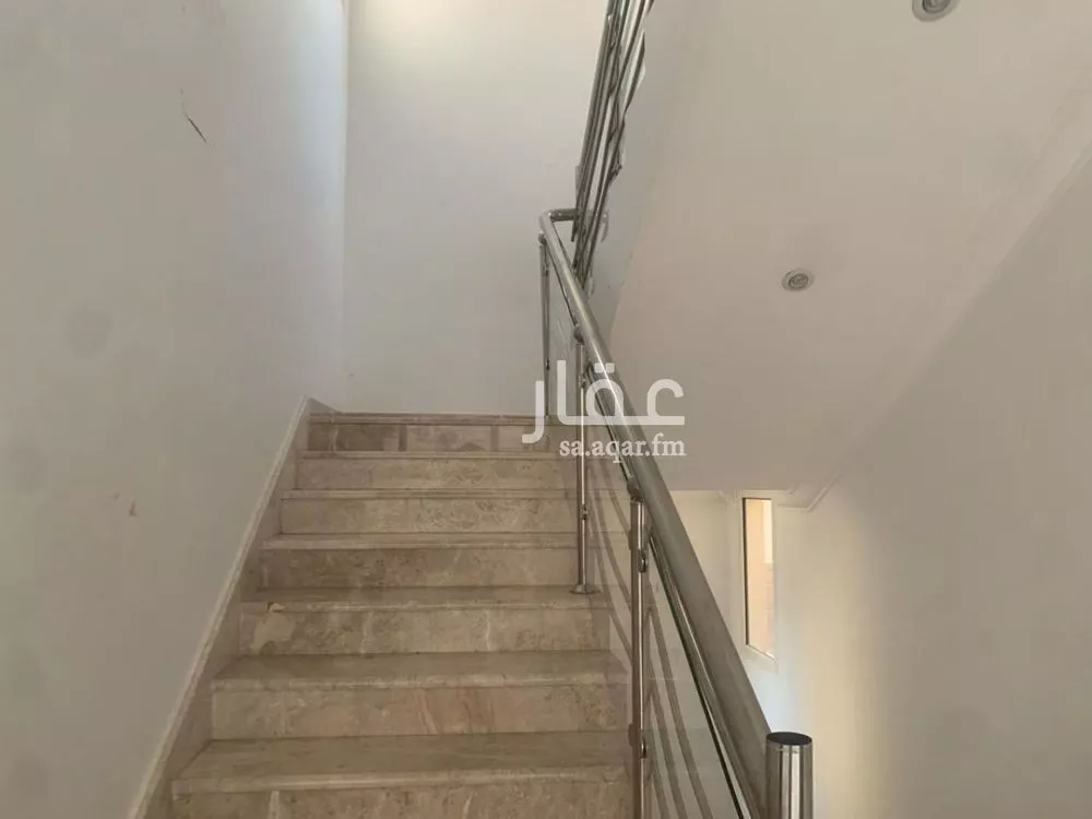 8 bedroom villa in Al Narjis 4