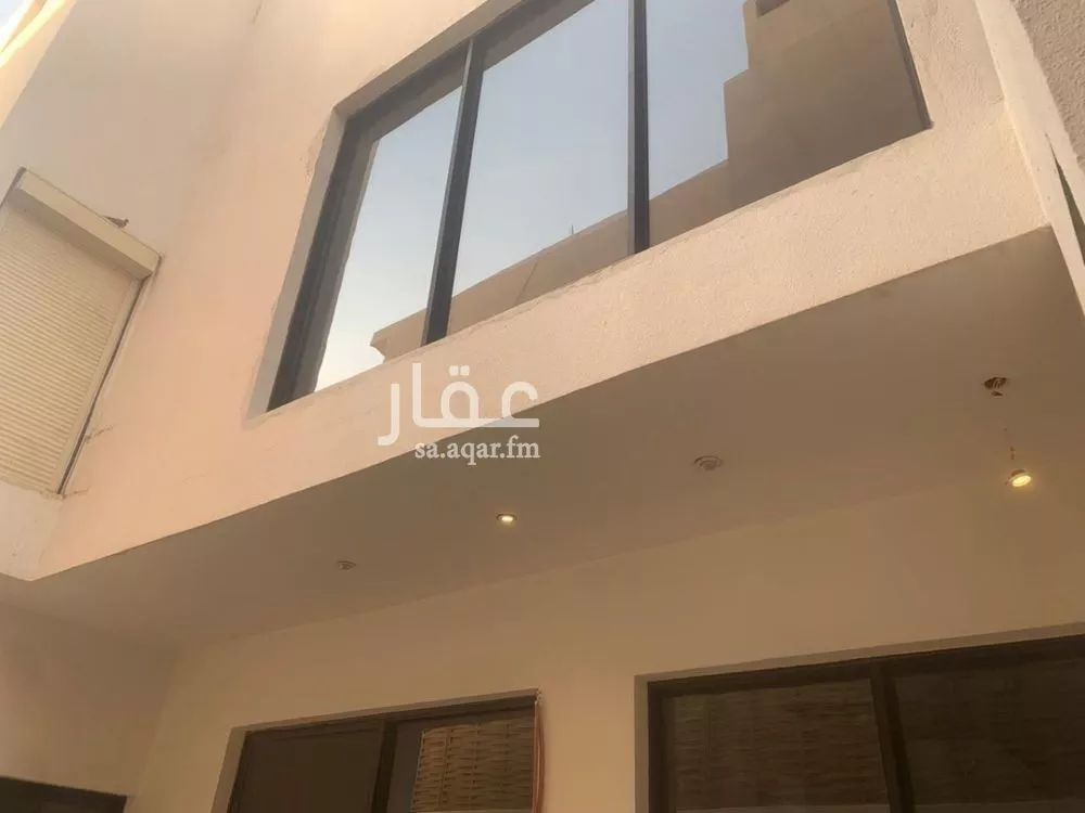8 bedroom villa in Al Narjis 5