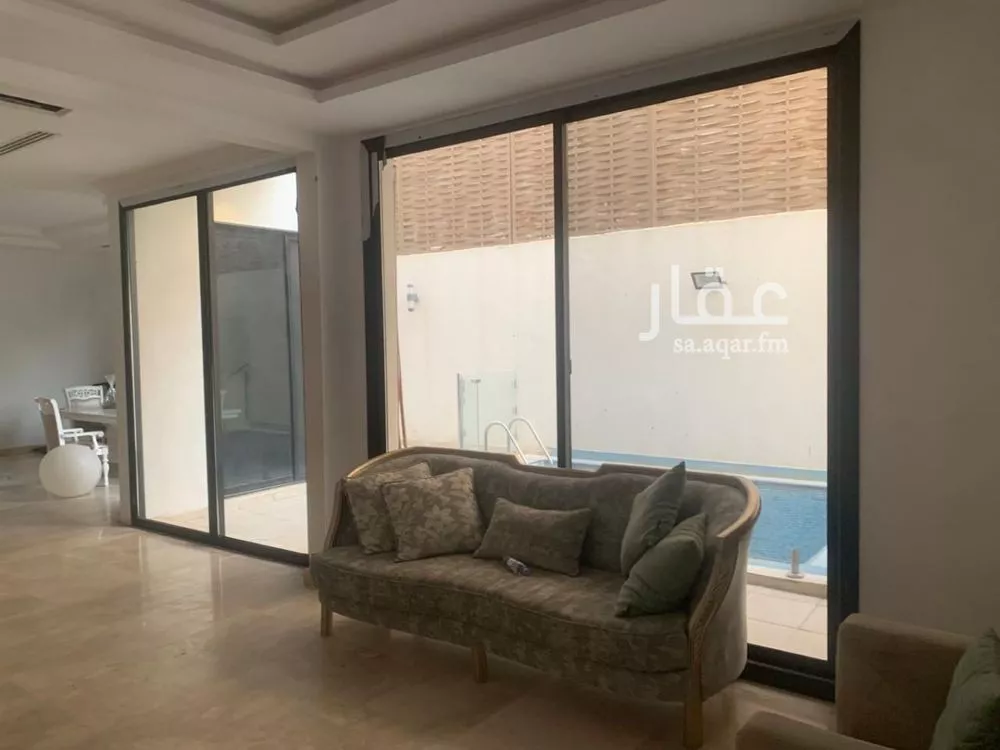 8 bedroom villa in Al Narjis 9