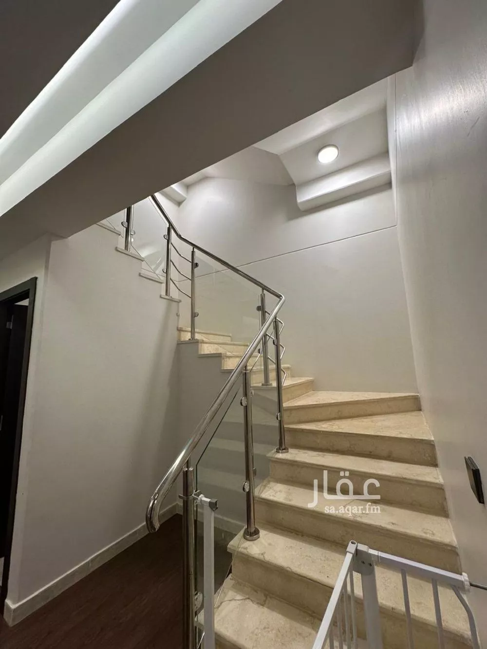 5 bedroom villa in Riyadh 26