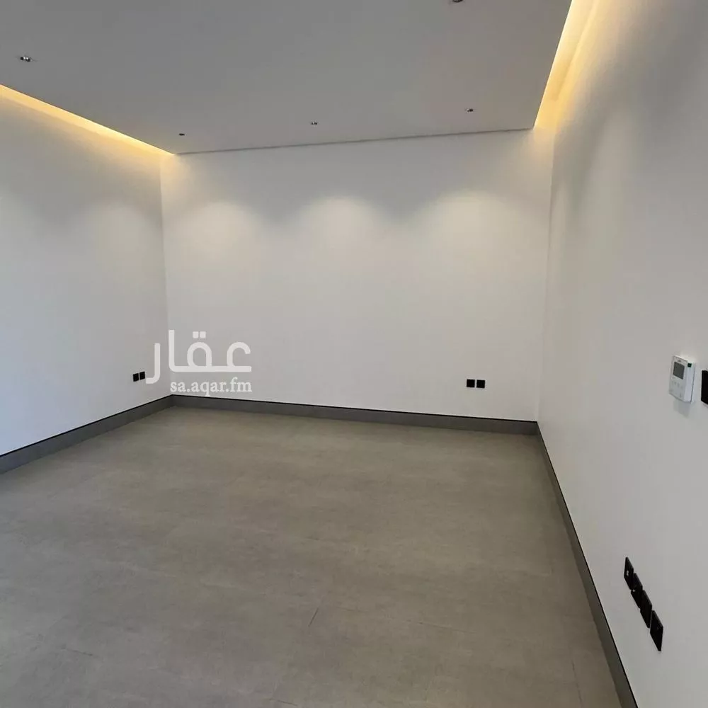فيلا 4 غرف في النرجس 8