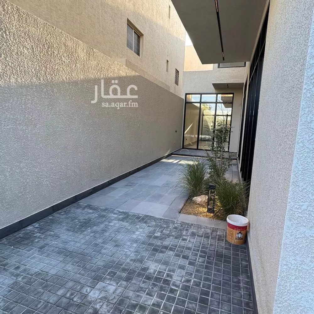 فيلا 4 غرف في النرجس 9