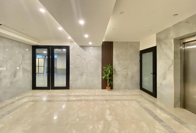4 bedroom apartment in Al Salamah 2