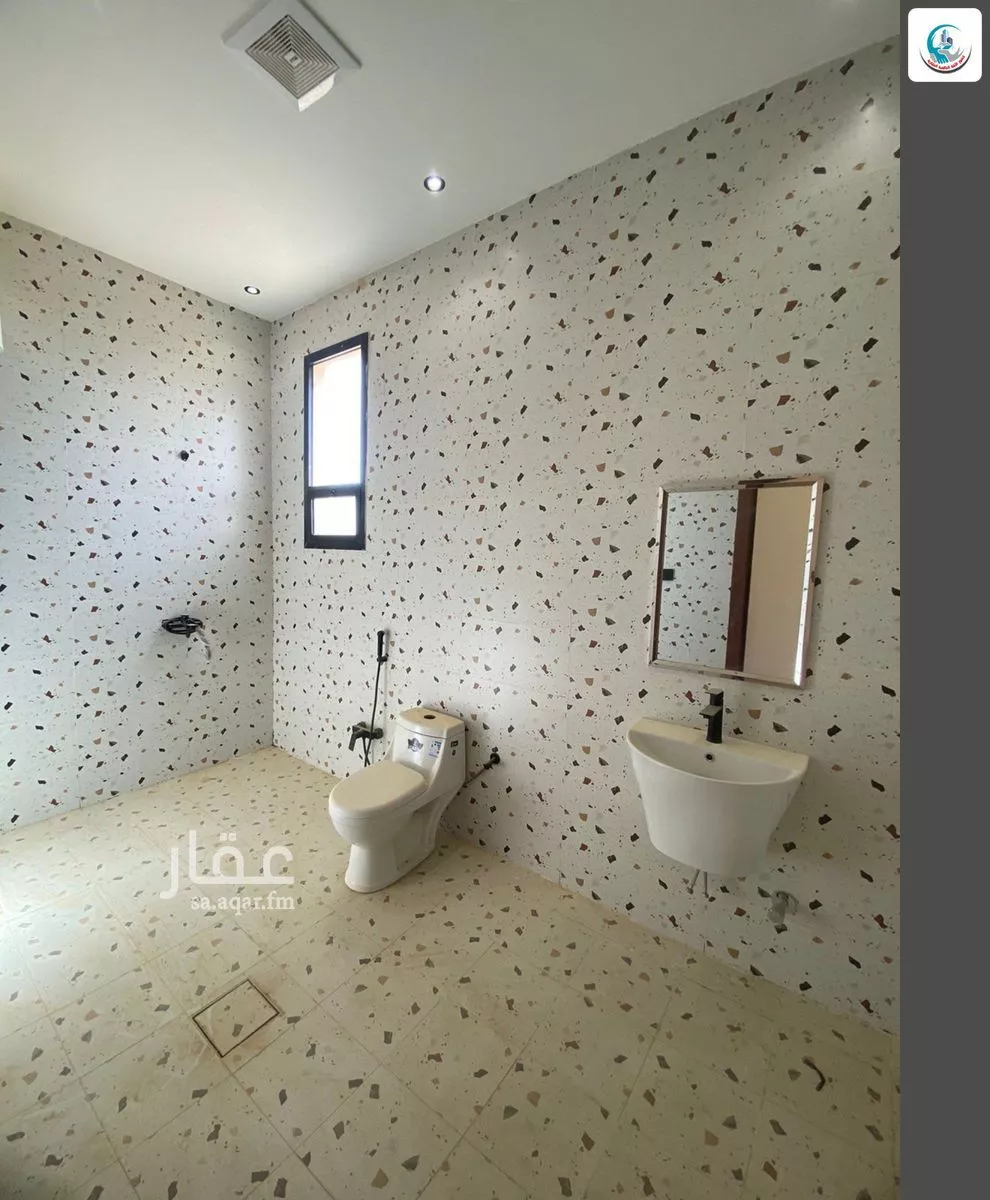 فيلا 8 غرف في طويق 16