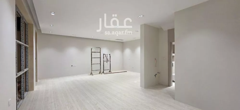 فيلا 6 غرف في النرجس 10