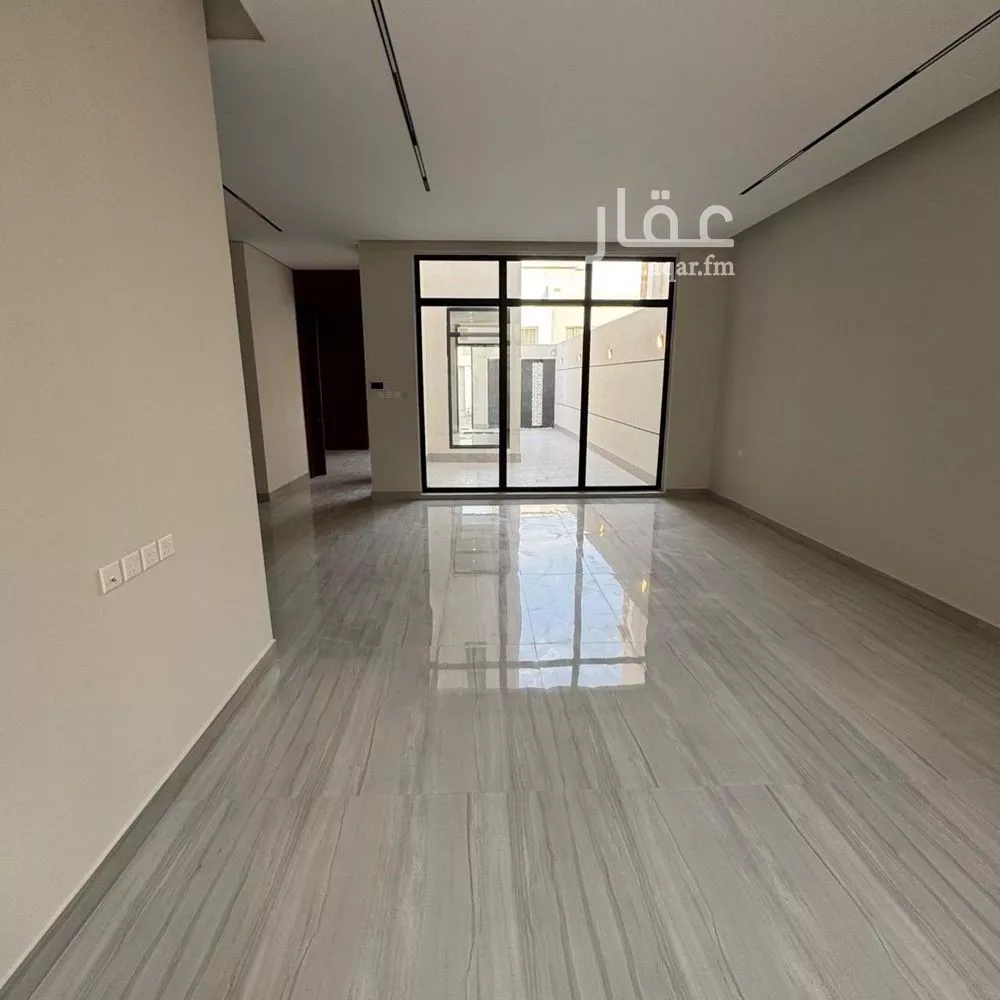 فيلا 5 غرف في العارض 16