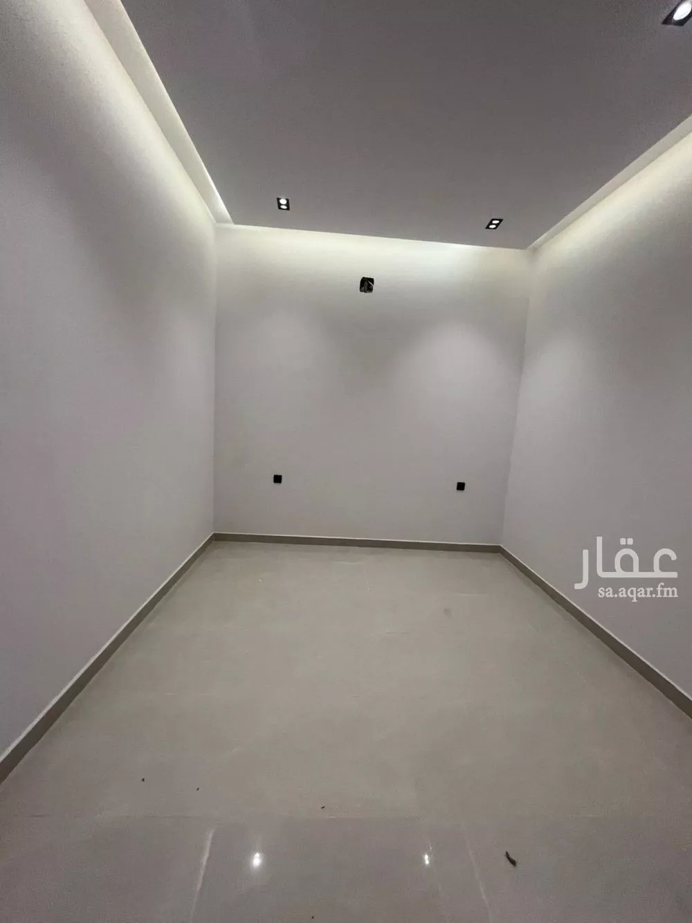 فيلا 6 غرف في طويق 21