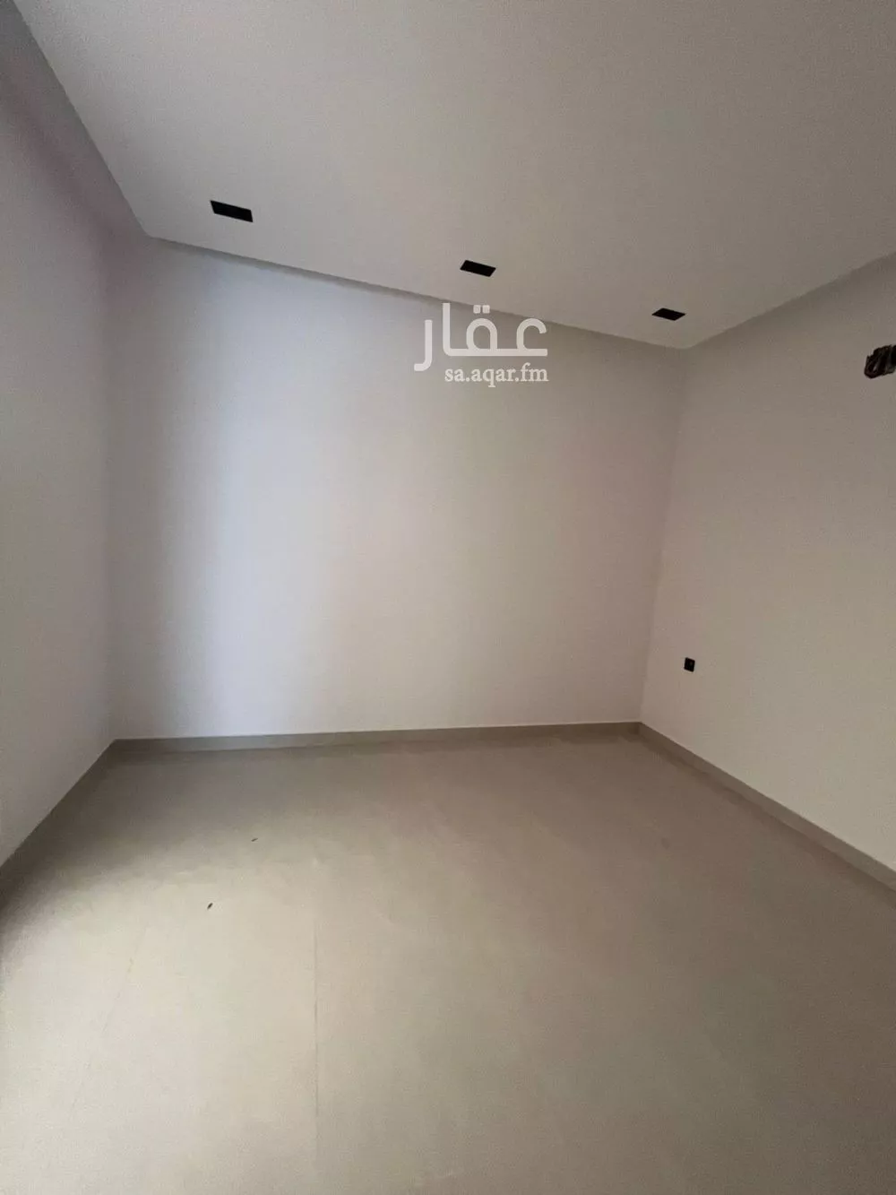 فيلا 6 غرف في طويق 8