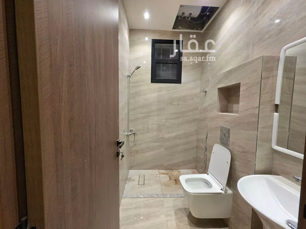 فيلا 6 غرف في الرمال 15