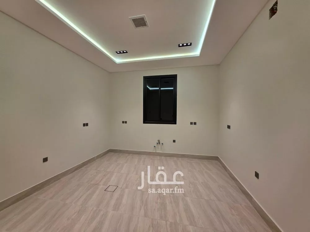 فيلا 6 غرف في الرمال 7