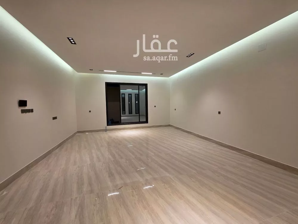 فيلا 6 غرف في الرمال 9