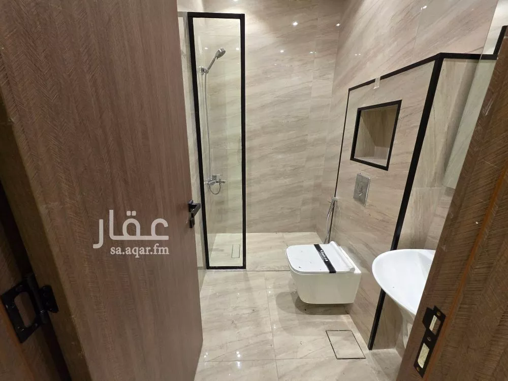 5 bedroom villa in Al Rimal 17
