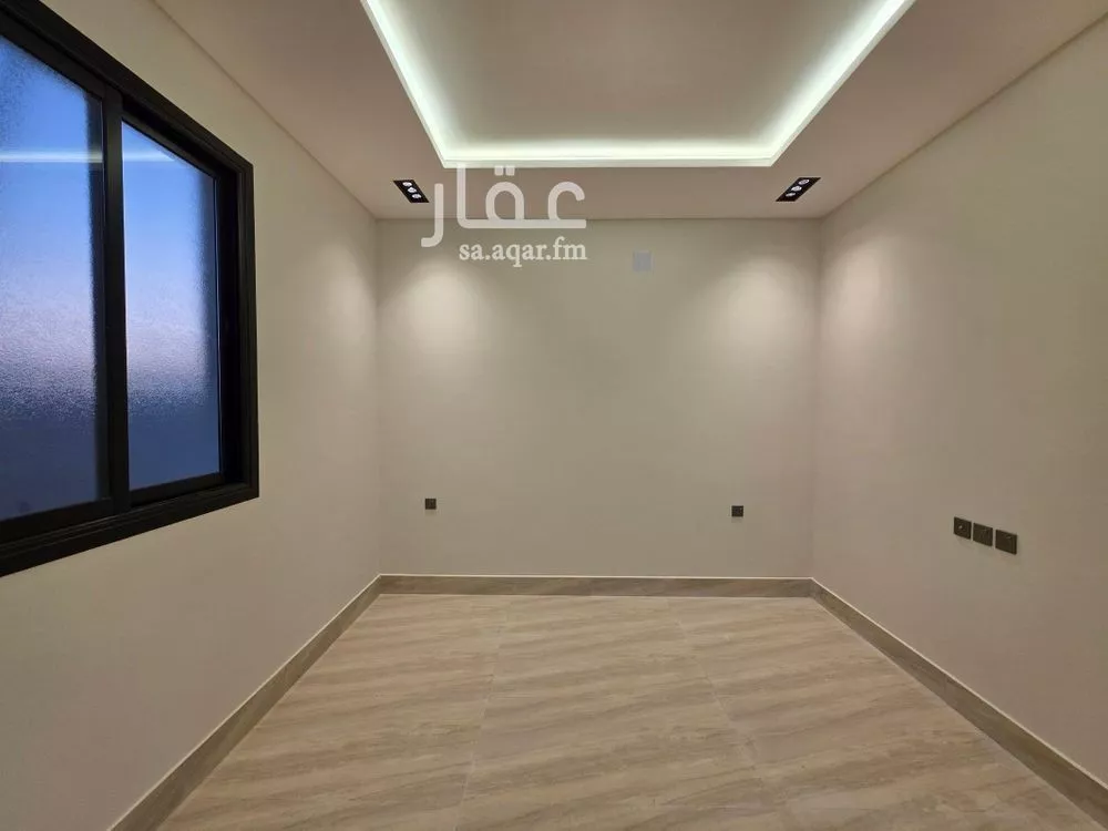 5 bedroom villa in Al Rimal 6